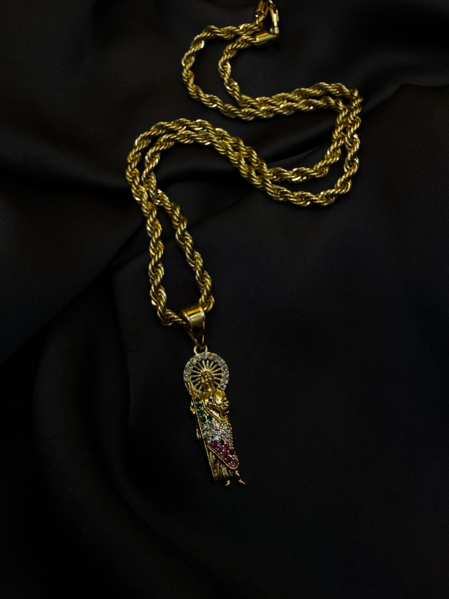 Luxenor San Judas Pendant