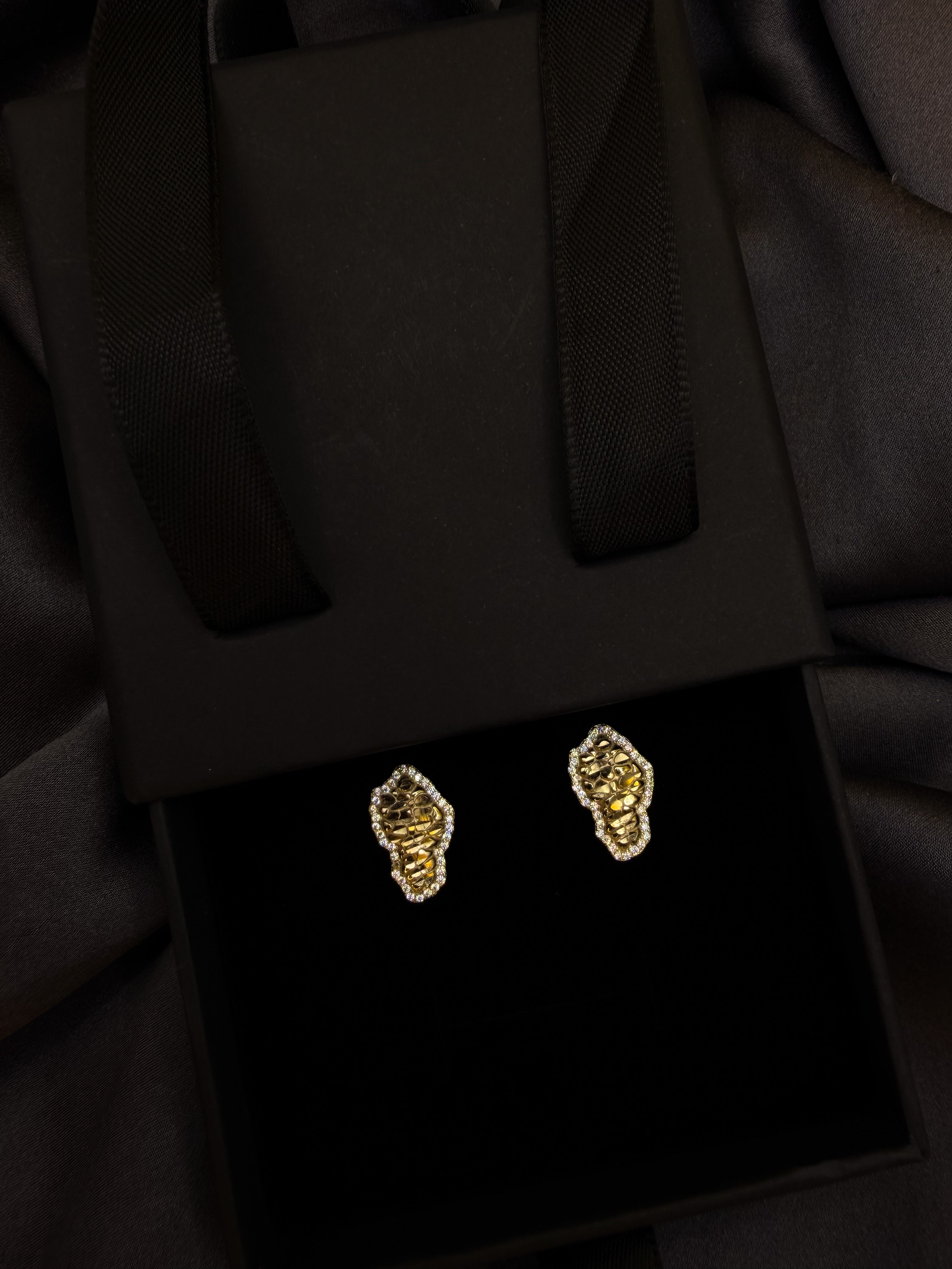 Luxenor Nugget Stud Earrings – 925 Sterling Silver / 14K Gold Plated