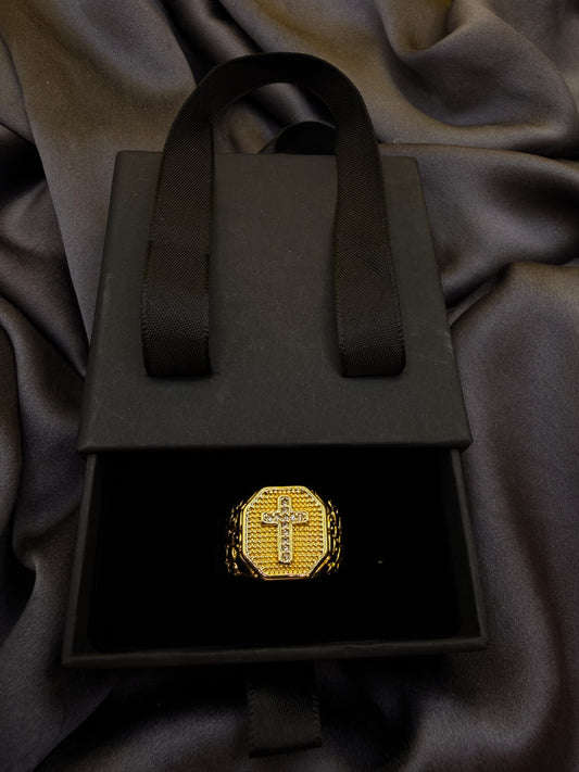 Luxenor Cross Nugget Ring