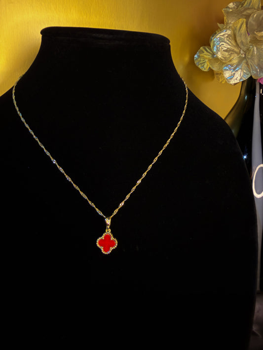 Luxenor Crimson Clover Necklace | 14K Gold Plated | 18”