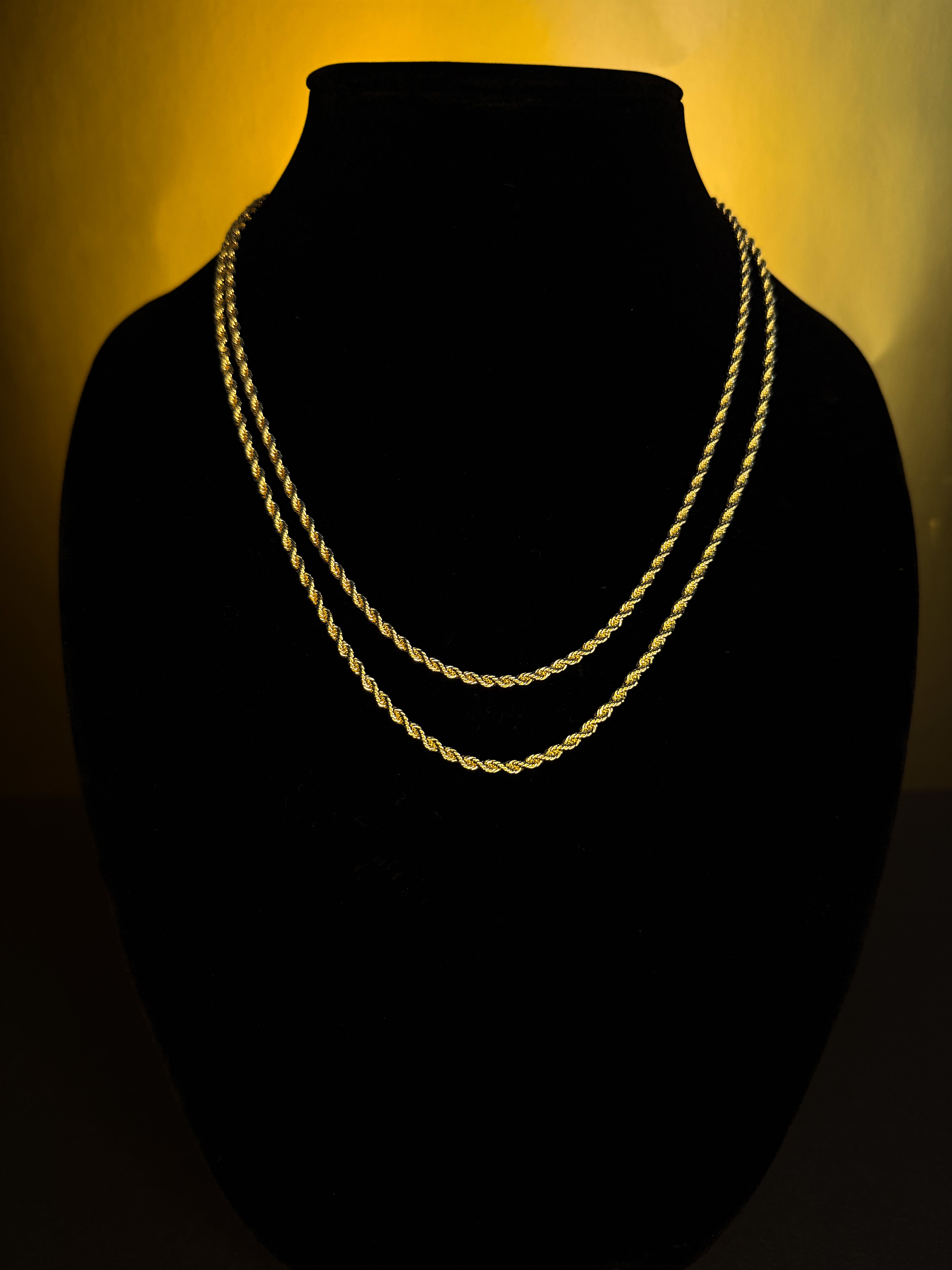 Luxenor Slim Cuban Chain Necklace 18 & 20”