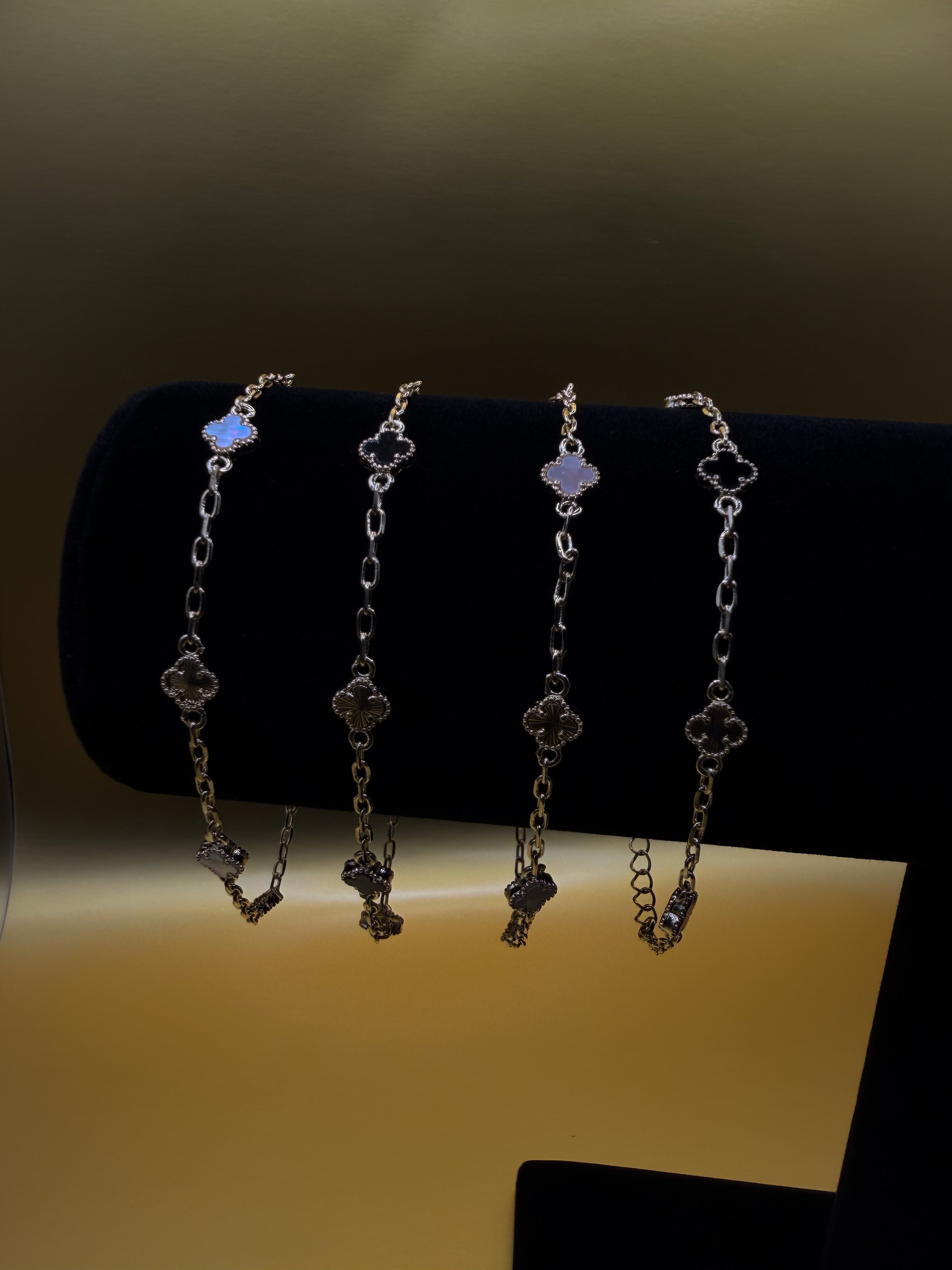 Luxenor Verona Clover Bracelet 8” ( Adjustable ) 14K Gold Plated|Sterling Silver