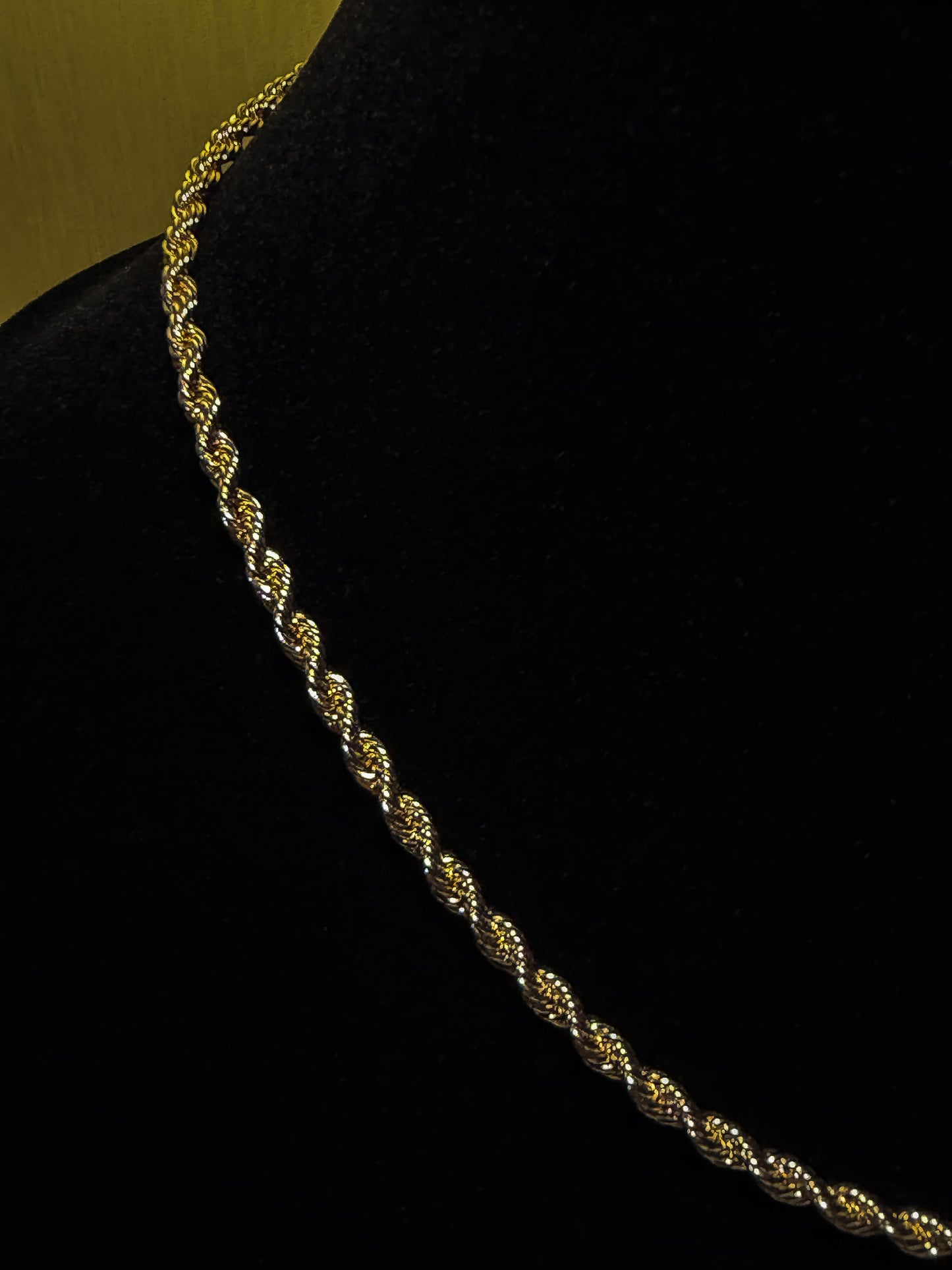 Luxenor Imperial Rope Chain – 18" | 14K Gold Plated & Sterling Silver